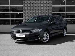 Grijs Gebruikt 2022 VW Passat Business Stationwagen | € 26.845 (Eerlijke prijs)