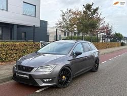 Grijs Gebruikt 2015 Seat Leon ST FR Stationwagen | € 14.495 (Goede deal)