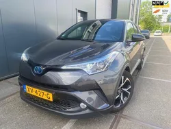 Grijs Gebruikt 2019 Toyota C-HR Style SUV | € 17.950 (Eerlijke prijs)