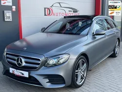 Grijs, metallic lak Gebruikt 2019 Mercedes E220 AMG line Stationwagen | € 27.990 (Eerlijke prijs)
