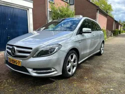Grijs Gebruikt 2012 Mercedes B180 Ambition MPV | € 8.250 (Iets duurder)