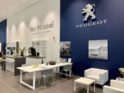 Zwart Gebruikt 2021 Peugeot e-208 Allure Hatchback | € 15.940 (Super prijs)