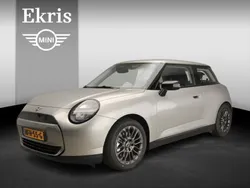 Melting silver iii Nieuw 2025 Mini Cooper Hatchback | € 28.900 (Super prijs)