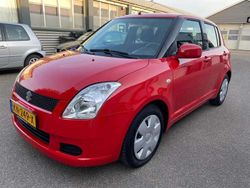 Rood Gebruikt 2007 Suzuki Swift Hatchback | € 2.750 (Eerlijke prijs)