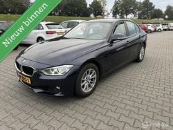Blauw Gebruikt 2013 BMW 320 Executive Sedan | € 8.950 (Super prijs)