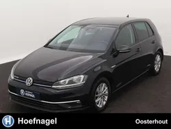 Zwart Gebruikt 2018 VW Golf VII Highline Hatchback | € 16.250 (Eerlijke prijs)