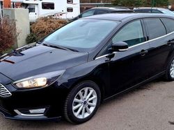 Zwart Gebruikt 2017 Ford Focus Titanium Stationwagen | € 7.500