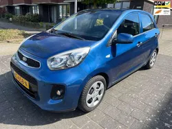 Blauw Gebruikt 2016 Kia Picanto Hatchback | € 5.999 (Goede deal)