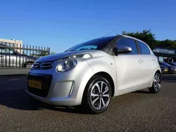 Grijs, metallic lak Gebruikt 2014 Citroën C1 Feel Hatchback | € 5.945 (Eerlijke prijs)