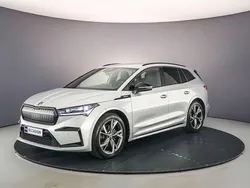 Grijs Gebruikt 2023 Skoda Enyaq iV SportLine SUV | € 32.400 (Eerlijke prijs)