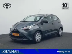 Grijs metallic Gebruikt 2020 Toyota Aygo Hatchback | € 12.445 (Eerlijke prijs)