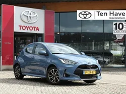 Blauw Gebruikt 2022 Toyota Yaris Hatchback | € 20.300 (Eerlijke prijs)