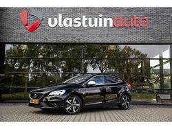 Zwart Gebruikt 2017 Volvo V40 Business Edition Stationwagen | € 18.450 (Eerlijke prijs)