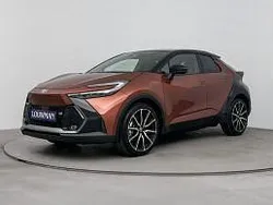 Oranje Nieuw 2025 Toyota C-HR Sport SUV | € 52.389 (Duur)