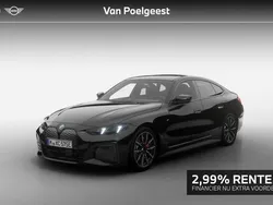 Saphirschwarz metallic (zwart metallic) Nieuw 2025 BMW i4 M Sport Sedan | € 69.641 (Super prijs)