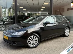 Zwart Gebruikt 2016 Seat Leon Hatchback | € 8.390 (Eerlijke prijs)