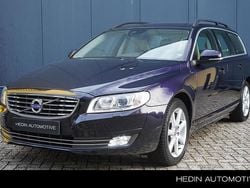 Blauw Gebruikt 2016 Volvo V70 Stationwagen | € 21.995 (Iets duurder)