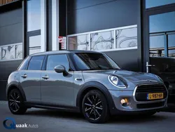 Grijs Gebruikt 2019 Mini ONE Business Hatchback | € 17.950 (Eerlijke prijs)