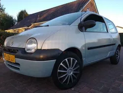 Grijs Gebruikt 2002 Renault Twingo Authentique Hatchback | € 1.099 (Goede deal)