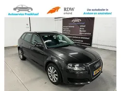 Grijs Gebruikt 2009 Audi A3 Sportback Attraction Hatchback | € 2.995 (Super prijs)
