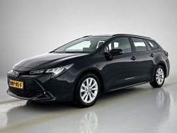 Zwart Gebruikt 2024 Toyota Corolla Active Stationwagen | € 29.495 (Eerlijke prijs)