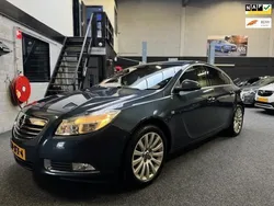 Grijs Gebruikt 2009 Opel Insignia Executive Hatchback | € 8.750 (Duur)