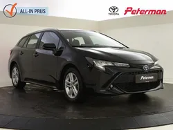 Zwart Gebruikt 2022 Toyota Corolla Active Stationwagen | € 22.899 (Eerlijke prijs)