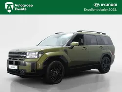 Abyss black (zwart metallic) Gebruikt 2025 Hyundai Santa Fe Blackline SUV | € 63.950