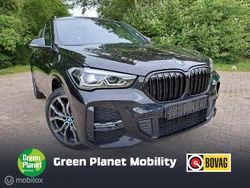 Zwart Gebruikt 2021 BMW X1 M Sport SUV | € 29.950 (Eerlijke prijs)