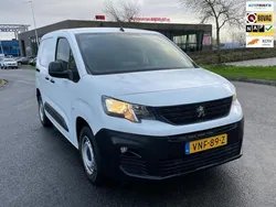 Wit Gebruikt 2021 Peugeot Partner Premium MPV | € 12.950 (Goede deal)