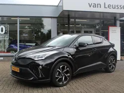 Zwart Gebruikt 2021 Toyota C-HR Style SUV | € 24.400 (Eerlijke prijs)
