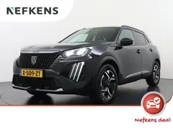 Zwart, metallic lak Gebruikt 2024 Peugeot e-2008 Allure SUV | € 28.925 (Eerlijke prijs)