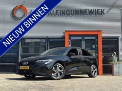 Zwart Gebruikt 2022 Audi A3 Sportback e-tron Competition Sedan | € 33.950