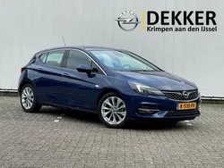 Blauw Gebruikt 2020 Opel Astra Elegance Hatchback | € 13.950 (Eerlijke prijs)