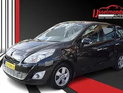 Zwart Gebruikt 2009 Renault Grand Scénic III Dynamique MPV | € 4.940 (Eerlijke prijs)