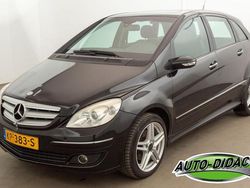 Zwart Gebruikt 2008 Mercedes B200 MPV | € 2.100