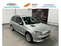 Grijs Gebruikt 2006 Peugeot 206 Stationwagen | € 2.495 (Eerlijke prijs)