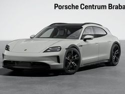 Krijt Gebruikt 2024 Porsche Taycan Cross Turismo Sedan | € 167.750