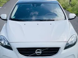 Wit Gebruikt 2013 Volvo V40 Kinetic Stationwagen | € 6.250 (Iets duurder)