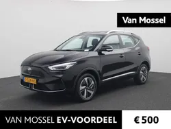 Zwart, metallic lak Gebruikt 2023 MG ZS Luxury Sedan | € 21.444 (Eerlijke prijs)