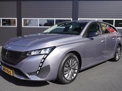 Grijs Gebruikt 2022 Peugeot 308 Stationwagen | € 16.900 (Goede deal)