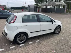 Wit Gebruikt 2012 Fiat Punto Hatchback | € 5.750 (Duur)