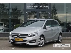Polar zilver Gebruikt 2015 Mercedes B180 Style MPV | € 18.545 (Duur)