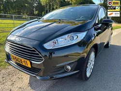 Zwart Gebruikt 2013 Ford Fiesta Titanium Hatchback | € 6.950 (Eerlijke prijs)