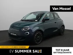 Groen Gebruikt 2023 Fiat 500e La Prima Hatchback | € 23.400 (Eerlijke prijs)