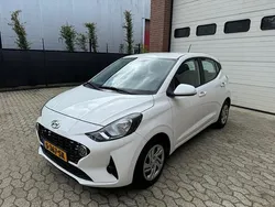 Wit, andere lak Gebruikt 2023 Hyundai i10 Comfort Hatchback | € 13.950 (Goede deal)