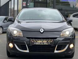 Zwart Gebruikt 2009 Renault Mégane Sedan | € 8.499 (Duur)