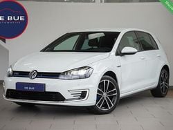 Wit Gebruikt 2015 VW Golf VII Executive Hatchback | € 10.911 (Eerlijke prijs)