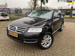 Zwart (metallic) Gebruikt 2004 VW Touareg SUV | € 3.999 (Eerlijke prijs)