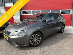 Grijs, metallic lak Gebruikt 2014 Seat Leon ST Business Stationwagen | € 6.888 (Iets duurder)